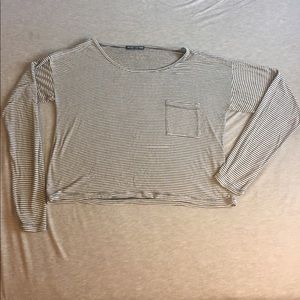 Long sleeve striped crop top